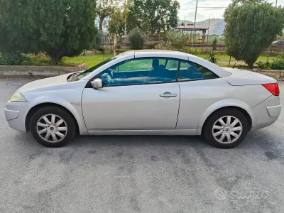 Usata Renault Mégane Cabriolet Dynamique 98 CV (72 kW) 2008 Grigio Cabrio
