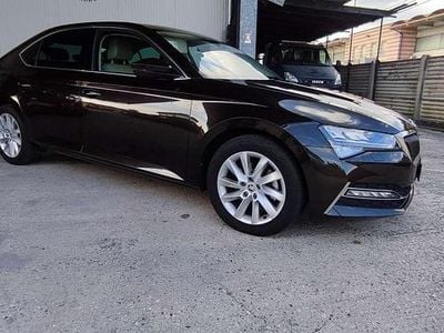 Usata Skoda Superb 218 CV (160 kW) 2020 Marrone Berlina