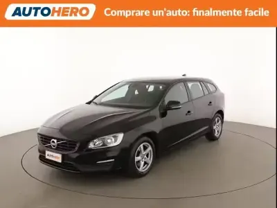 Usado Volvo V60 Kinetic 119 CV (87 kW) 2016 Negro Familiar