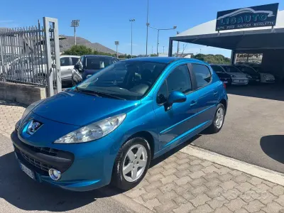 Usata Peugeot 207 Sport 95 CV (69 kW) 2009 Blu Berlina