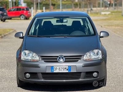 Usata VW Golf VI 122 CV (89 kW) 2008 Grigio Utilitaria