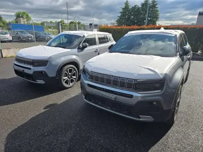 Nuova Jeep Avenger Summit 101 CV (74 kW) 2026 Grigio SUV