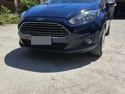 Usata Ford Fiesta 75 CV (55 kW) 2016 Bluazzurro Utilitaria