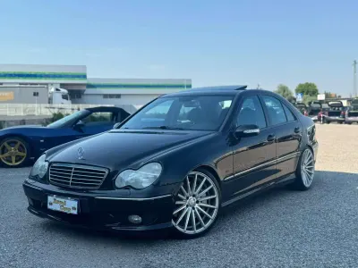 Usata Mercedes C32 AMG AMG 360 CV (264 kW) 2002 Nero Berlina