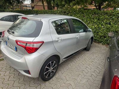 usata Toyota Yaris Hybrid 