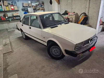 Usata Alfa Romeo Alfetta 130 CV (95 kW) 1982 Berlina