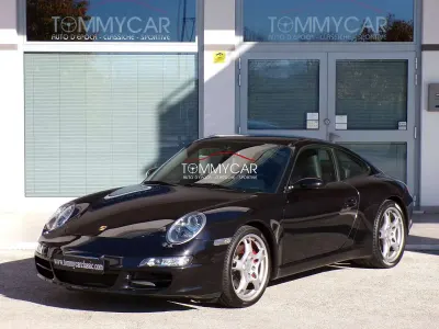 Usata Porsche 911 Carrera S 355 CV (261 kW) 2006 Basalt schwarz metallic lc9z Coupé