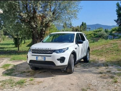 Land Rover Discovery 5