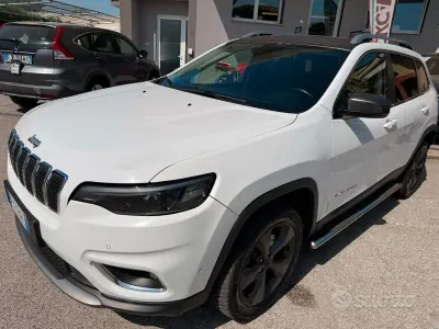 Usata Jeep Cherokee Limited 194 CV (142 kW) 2019 Bianco SUV