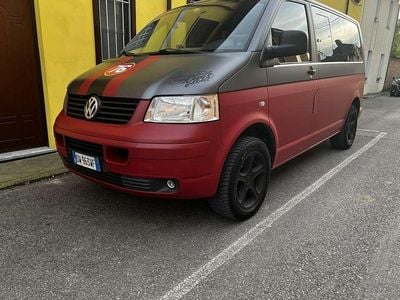 Begagnad VW Caravelle 102 HK (75 kW) 2009 Van