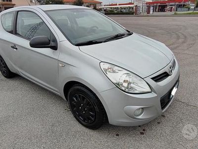 Usata Hyundai i20 2009 Grigio Utilitaria