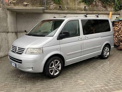 Usata VW Multivan Highline 174 CV (127 kW) 2008 Furgone