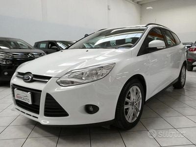 Begagnad Ford Focus 95 HK (69 kW) 2014 Vit Kombi