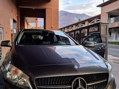 Usata Mercedes A160 Executive 63 CV (46 kW) 2016 Grigio Berlina