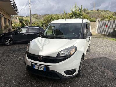 Usata Fiat Doblò Lounge 120 CV (88 kW) 2019 Monovolume