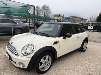 Usata Mini ONE 95 CV (69 kW) 2007 Beige Utilitaria