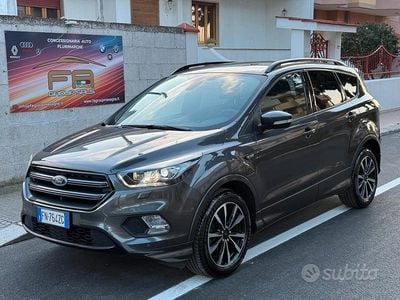 Occasion Ford Kuga ST-Line 120 PK (88 kW) 2018 Grijs SUV