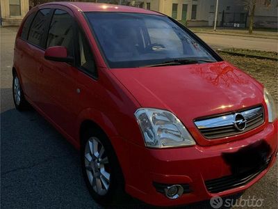 Rosso Usata 2008 Opel Meriva Cosmo Monovolume | 3500 €