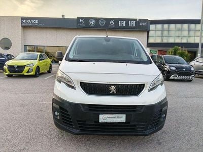Usata Peugeot Expert Premium 122 CV (89 kW) 2019 Bianco Furgone