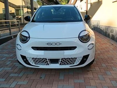 Nuova Fiat 600 La Prima 84 CV (61 kW) 2025 Bianco SUV