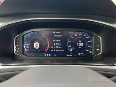 Usata VW T-Roc Style 150 CV (110 kW) 2020 Grigio SUV