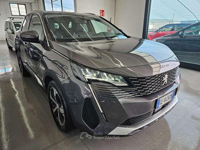 Usata Peugeot 3008 Allure 131 CV (96 kW) 2021 Gray SUV