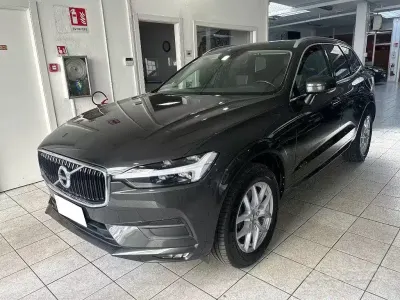 Usata Volvo XC60 Momentum 197 CV (144 kW) 2021 Grigio SUV