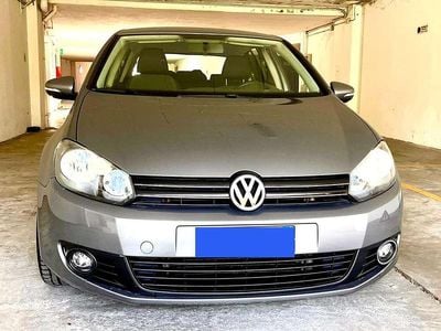 Usata VW Golf VI Comfortline 122 CV (89 kW) 2010 Grigio Utilitaria