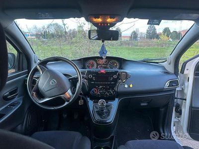 Usata Lancia Ypsilon 2010 Utilitaria