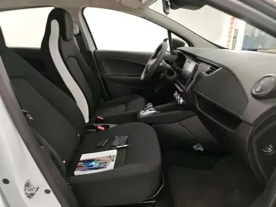 Usata Renault Zoe 50 kW (69 CV) 2022 Bianco Utilitaria