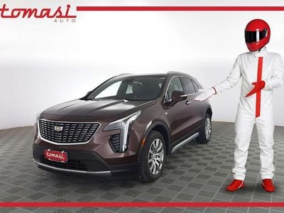Usata Cadillac XT4 174 CV (127 kW) 2022 Rosewood red SUV