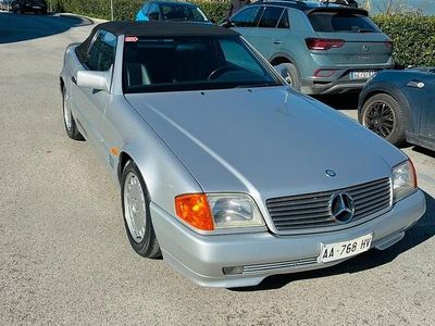 Begagnad Mercedes SL300 231 HK (169 kW) 1991 Grå Cab