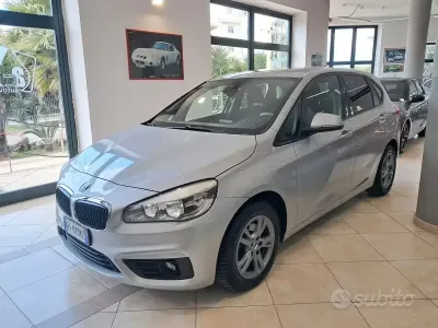 Usata BMW 216 Active Tourer Advantage 116 CV (85 kW) 2016 Grigio Monovolume