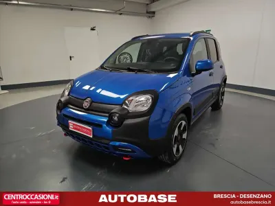 Usata Fiat Panda Cross Cross 69 CV (50 kW) 2024 Blu/azzurro Utilitaria