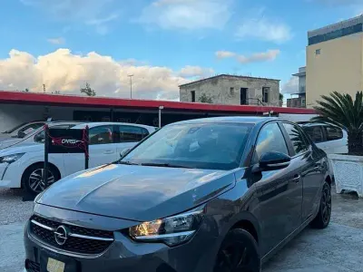 Używany Opel Corsa Edition 102 KM (75 kW) 2019 Szary Hatchback