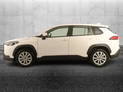 Usata Toyota Corolla Cross Trend 199 CV (146 kW) 2024 Bianco SUV