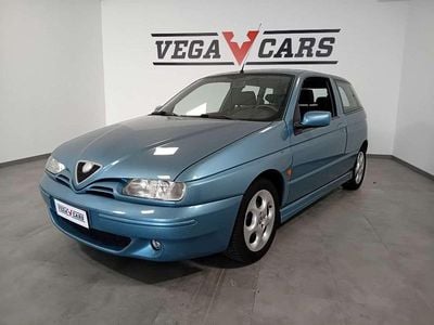 Azzurro Usata 1999 Alfa Romeo 145 Utilitaria | 3500 € (Cara)