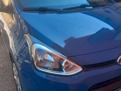 Usata Hyundai i10 2015 Blu Utilitaria