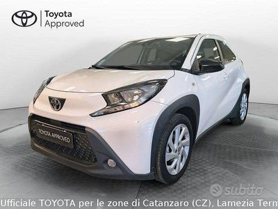 Usata Toyota Aygo X Active 72 CV (52 kW) 2022 Bianco SUV