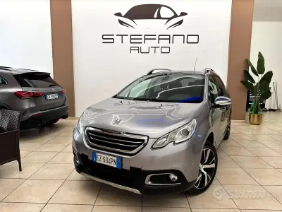 Usata Peugeot 2008 Allure 120 CV (88 kW) 2015 Grigio SUV