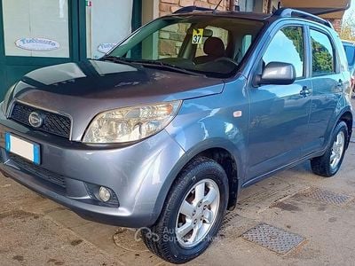 Usata Daihatsu Terios 86 CV (63 kW) 2006 Gray SUV