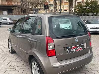 Käytetty Fiat Idea Emotion 90 HP (66 kW) 2010 Peessi Tila-auto
