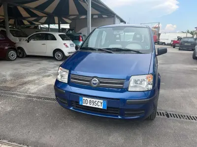 Usata Fiat Panda Dynamic 60 CV (44 kW) 2006 Blu/azzurro Utilitaria