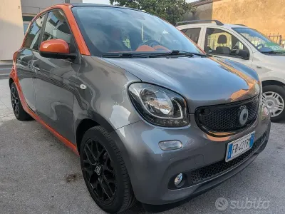 Usata Smart ForFour Edition #1 71 CV (52 kW) 2015 Grigio Utilitaria