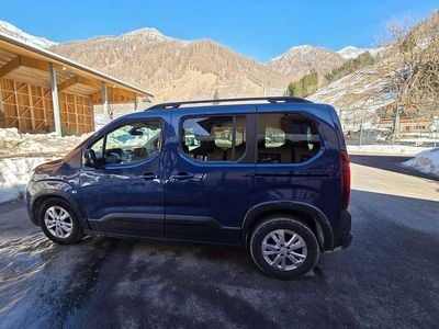 Usata Peugeot Rifter GT-line 131 CV (96 kW) 2019 Blu/azzurro Monovolume