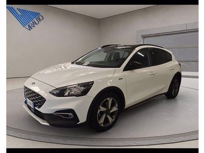 Usata Ford Focus Active 125 CV (91 kW) 2021 Bianco Berlina