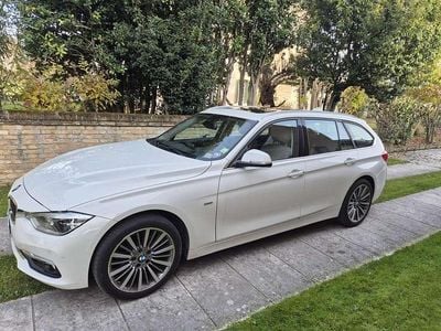 Usata BMW 330 Luxury Line 258 CV (189 kW) 2017 Station wagon