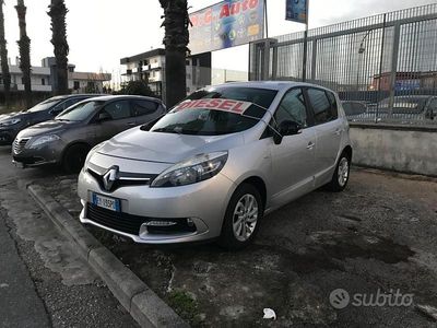 Usata Renault Scénic III LIMITED 95 CV (69 kW) 2015 Grigio Monovolume