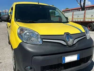 Usata Renault Kangoo Authentique 110 CV (80 kW) 2018 Giallo Monovolume