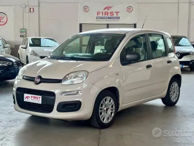Usata Fiat Panda Lounge 69 CV (50 kW) 2016 Beige Utilitaria
